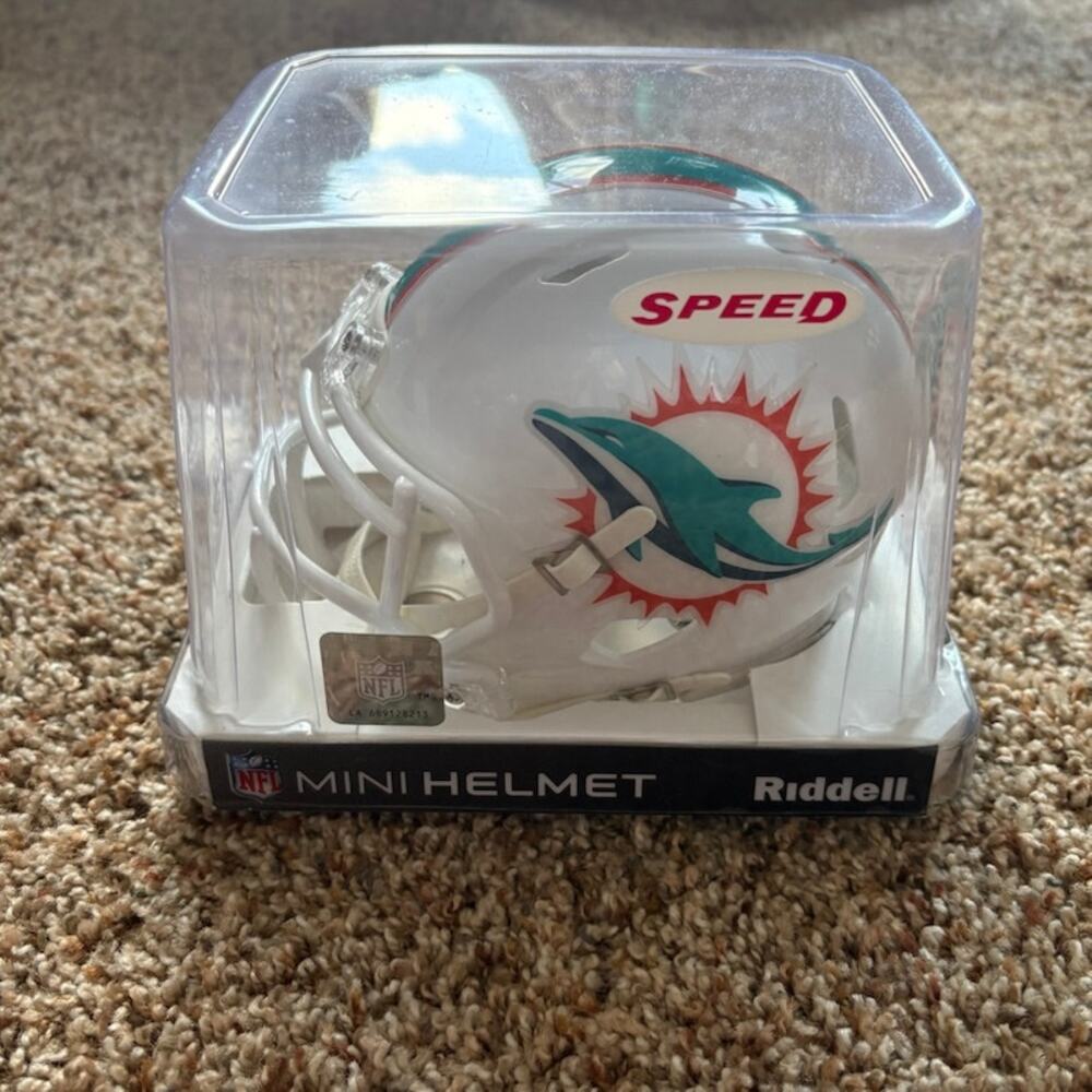 In Box Tua Tagovailoa Dolphins Signed Autographed Speed Mini Helmet Fanatics COA